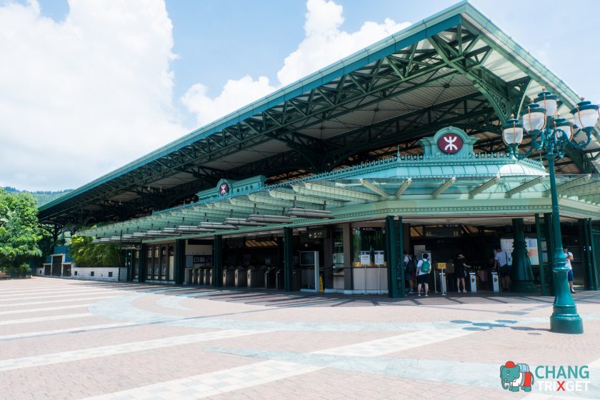 สถานีรถไฟหน้า ฮ่องกงดิสนีย์แลนด์